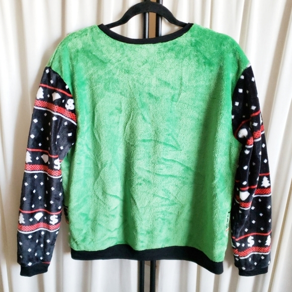 Gangsta Wrappa Christmas sweater top, size medium - Picture 5 of 5
